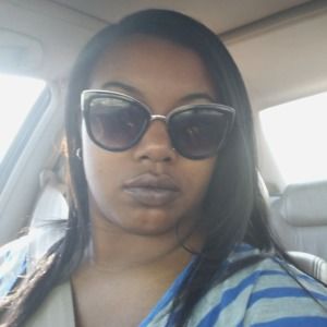 Meet your Posher, Shaina